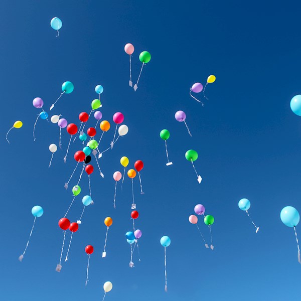 Karriere-Benefits-Luftballons