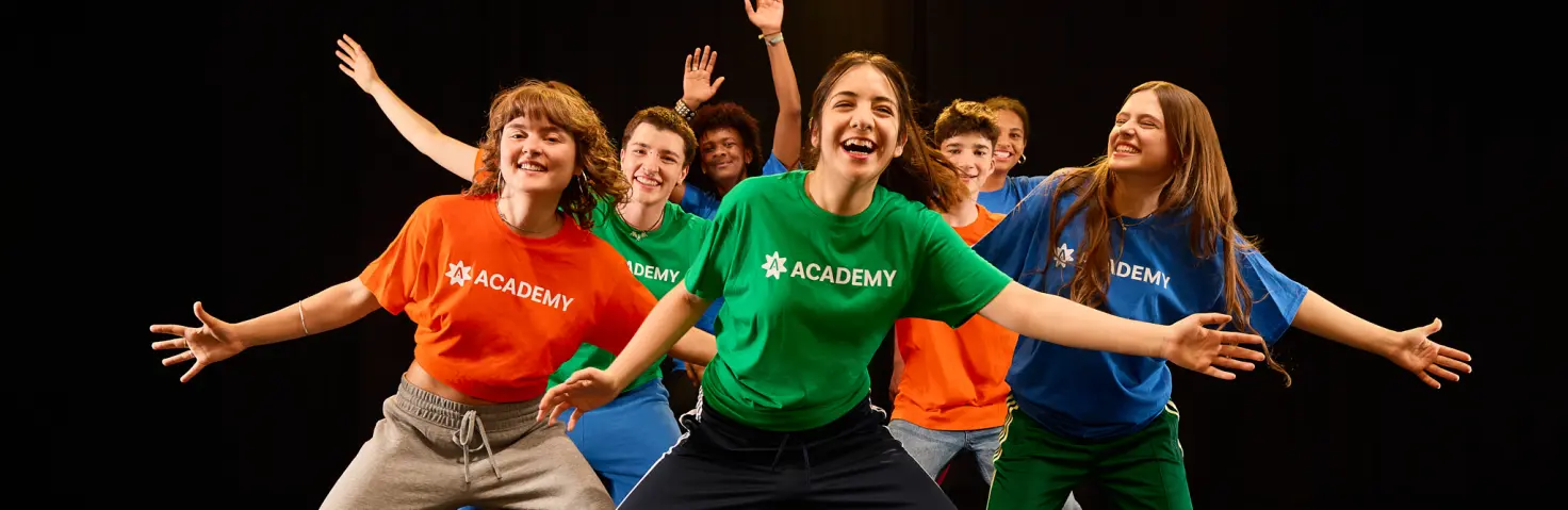 Gruppenfoto von Tänzerinnen und Tänzer der Academy Berlin Bild mit KI erstellt.