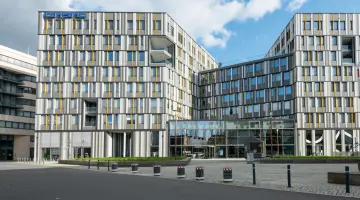 Das Gebäude der GASAG auf dem EUREF-Campus von außen