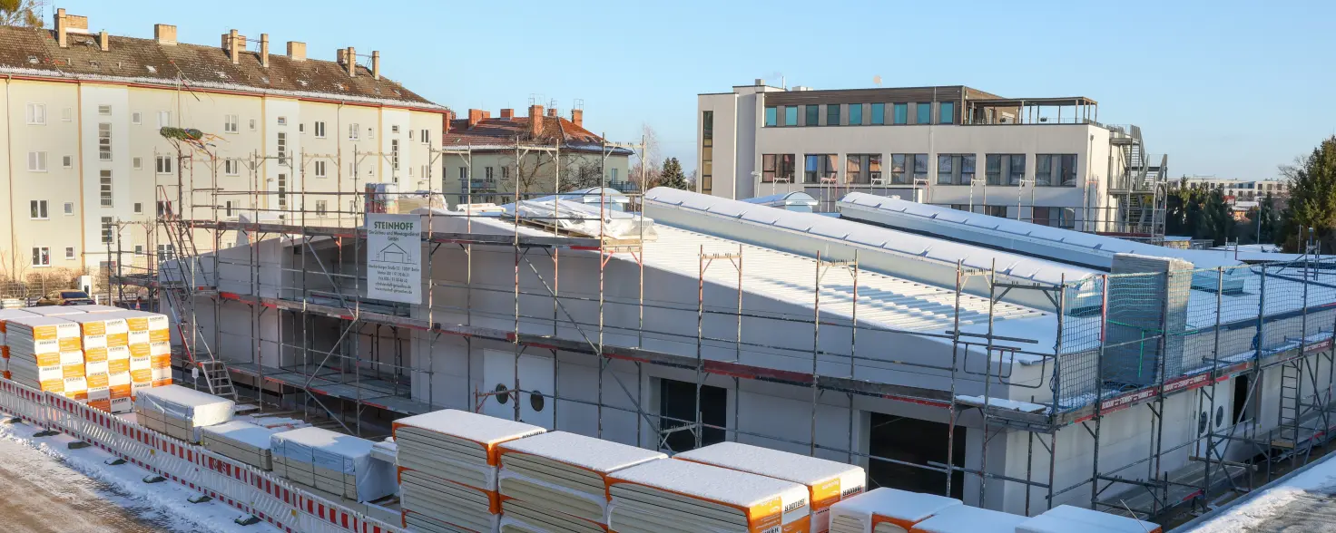 Neubaugebäude der neuen Ausbildungsstädte
